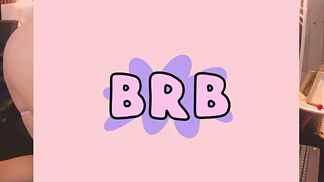 Snapshot of Lizz39 chatting on February 12, 6:47 pm Lizz39 online show from February 12, 6:47 pm