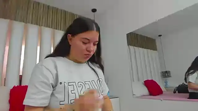 AmbarGills online show from January 9, 1:03 pm