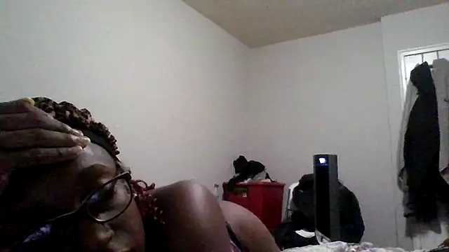 dezzidavill online show from July 25, 3:37 am