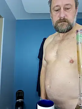 akstr8 online show from October 13, 4:07 pm