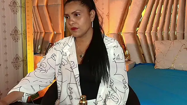 Barbbara sweett online show from October 18, 7:47 pm