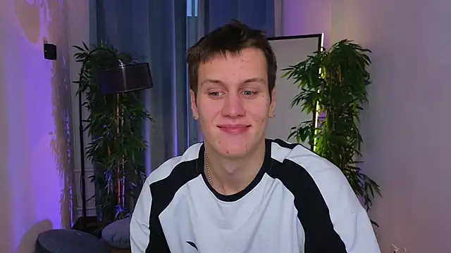 hun1er steele online show from October 16, 1:12 pm