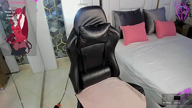 emily parks666 online show from November 28, 8:22 pm