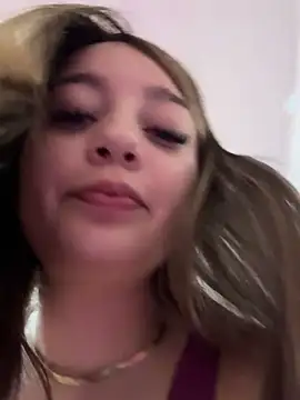   Lorelain   online show from December 21, 12:18 am