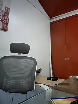 Nateskp 1 online show from October 31, 4:52 pm