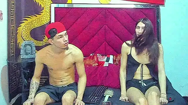 Pride couple online show from January 11, 11:10 pm