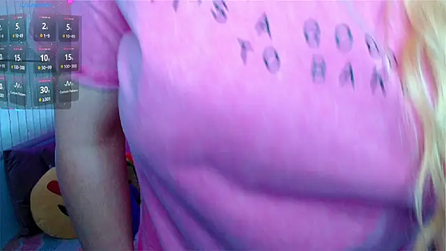 EllieMoonX online show from April 30, 10:47 pm