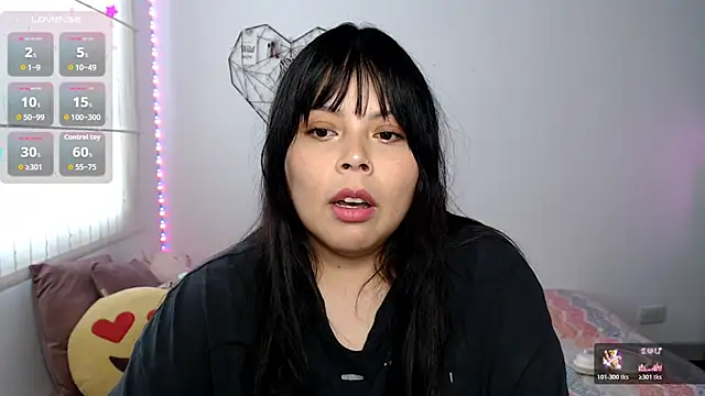 EllieMoonX online show from June 1, 9:49 pm