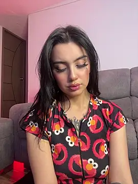 Lucy 699 online show from July 3, 5:14 am