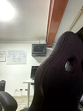 gabrielabrunette69 online show from January 8, 12:57 am