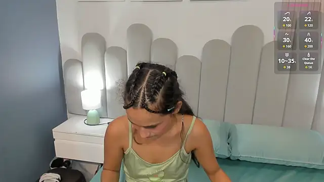 luly dreams online show from May 17, 4:32 am