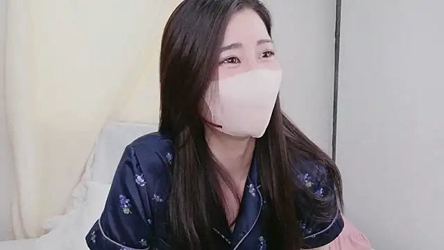 Ran 2323 online show from March 26, 2:17 am