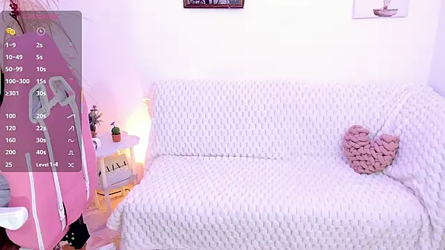 EmmaMyers1 online show from June 13, 9:46 pm