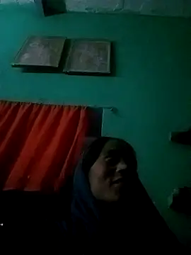 Snapshot of Hot_hasji38 chatting on October 14, 3:24 pm Hot hasji38 online show from October 14, 3:24 pm