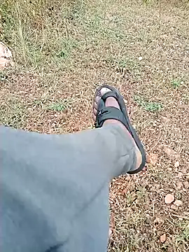 Snapshot of Hot_hasji38 chatting on October 28, 6:06 am Hot hasji38 online show from October 28, 6:06 am