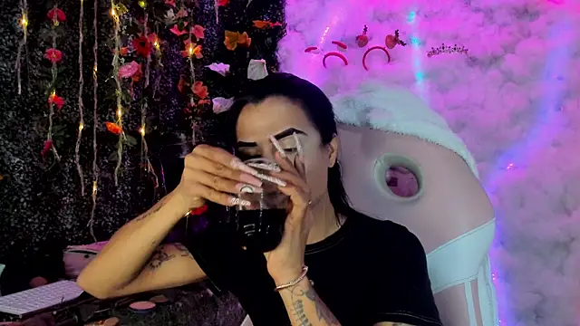 ZAMMIRA online show from January 9, 5:43 am