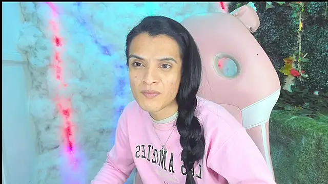 ZAMMIRA online show from February 10, 5:22 am