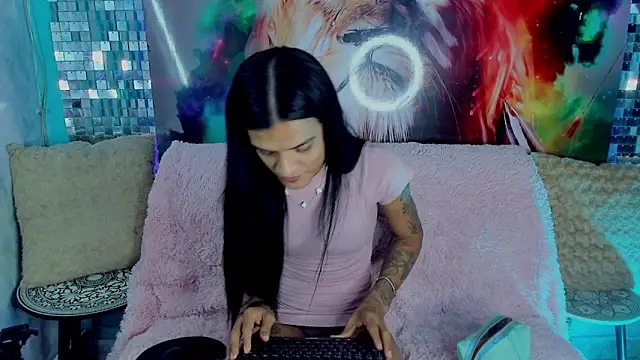 Snapshot of ZAMMIRA chatting on February 18, 5:58 am ZAMMIRA online show from February 18, 5:58 am