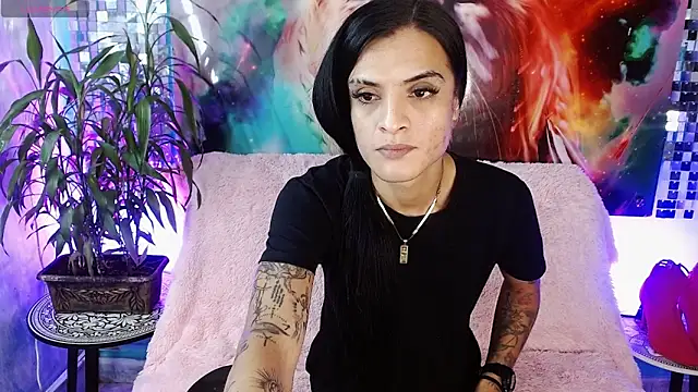 Snapshot of ZAMMIRA chatting on June 13, 11:41 am ZAMMIRA online show from June 13, 11:41 am