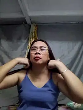 erma joy online show from May 4, 9:33 pm