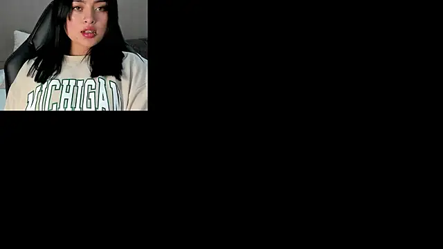 baby naomy online show from February 5, 2:16 am