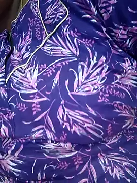 Snapshot of sweetrevathi chatting on October 15, 4:23 am sweetrevathi online show from October 15, 4:23 am