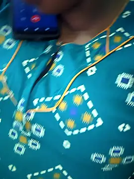 Snapshot of sweetrevathi chatting on October 18, 3:02 pm sweetrevathi online show from October 18, 3:02 pm