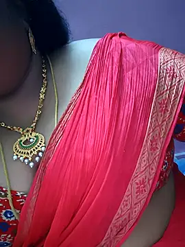 Snapshot of sweetrevathi chatting on October 28, 4:20 pm sweetrevathi online show from October 28, 4:20 pm