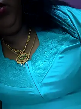 Snapshot of sweetrevathi chatting on November 6, 6:20 pm sweetrevathi online show from November 6, 6:20 pm