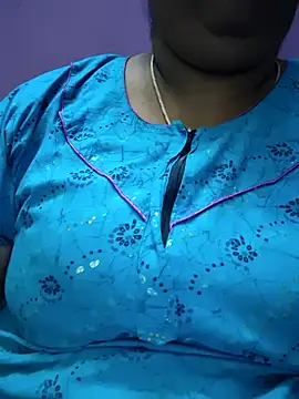 Snapshot of sweetrevathi chatting on November 7, 7:03 pm sweetrevathi online show from November 7, 7:03 pm