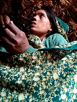 Cutsedi3 online show from November 25, 6:13 am