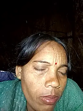 Cutsedi3 online show from January 10, 11:31 pm