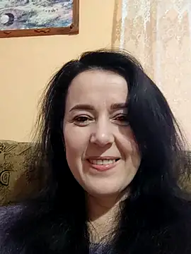 Snapshot of Amelialove42 chatting on October 17, 6:49 am Amelialove42 online show from October 17, 6:49 am