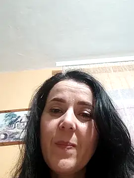 Snapshot of Amelialove42 chatting on October 17, 6:54 pm Amelialove42 online show from October 17, 6:54 pm