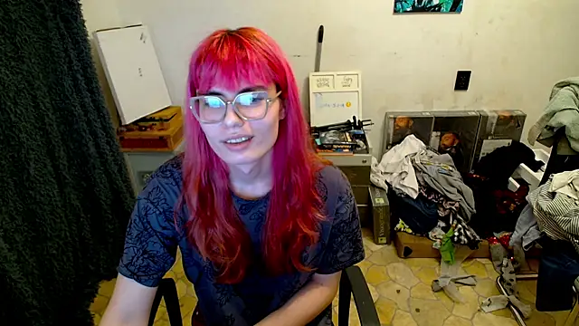 Snapshot of Lizochka1337 chatting on December 1, 6:57 pm Lizochka1337 online show from December 1, 6:57 pm