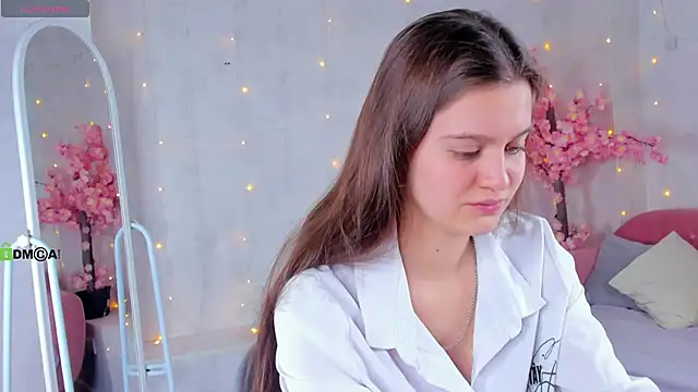 Renesmy Black online show from February 2, 11:36 pm