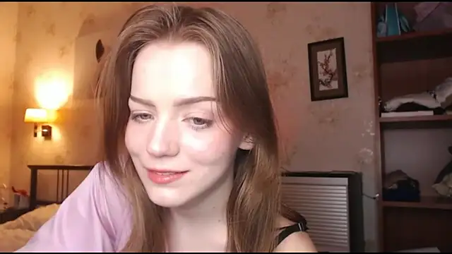 Snapshot of Olivia_Mensy chatting on October 15, 9:42 am Olivia Mensy online show from October 15, 9:42 am