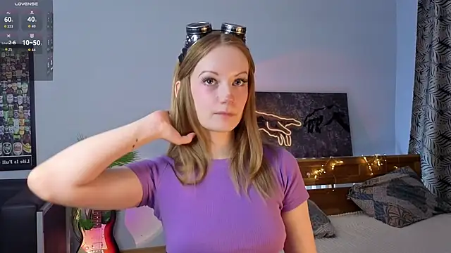 Snapshot of Edlin_gail chatting on October 31, 2:40 pm Edlin gail online show from October 31, 2:40 pm