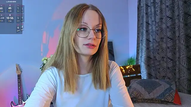 Snapshot of Edlin_gail chatting on November 14, 1:26 am Edlin gail online show from November 14, 1:26 am