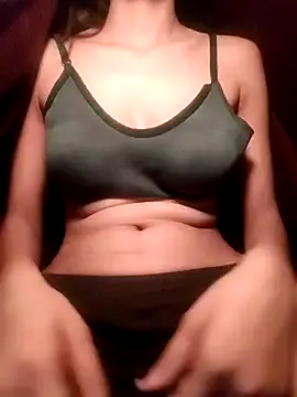 Jiya hott online show from March 15, 6:25 pm