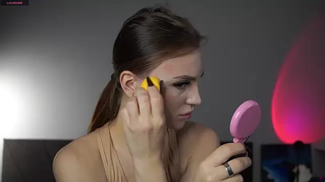 beckymadsons online show from March 7, 11:18 am