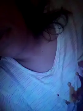 Snapshot of sondimila chatting on April 18, 4:44 pm sondimila online show from April 18, 4:44 pm