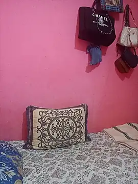 Snapshot of sondimila chatting on April 27, 3:21 pm sondimila online show from April 27, 3:21 pm