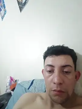 Snapshot of juniorcam10 chatting on October 25, 6:02 pm juniorcam10 online show from October 25, 6:02 pm