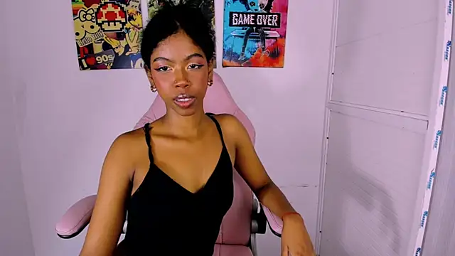 Dakota evans18 online show from November 7, 2:33 am