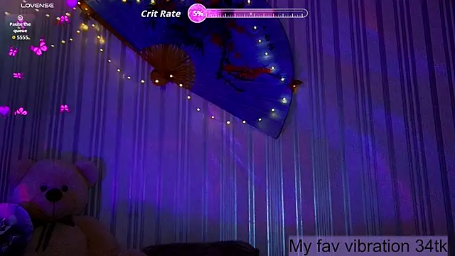Snapshot of ArianaLight chatting on May 3, 4:24 pm ArianaLight online show from May 3, 4:24 pm