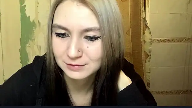 Snapshot of ArianeBhayani chatting on October 25, 8:47 pm ArianeBhayani online show from October 25, 8:47 pm