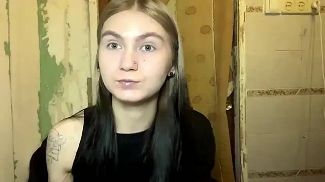 Snapshot of ArianeBhayani chatting on November 5, 9:04 pm ArianeBhayani online show from November 5, 9:04 pm