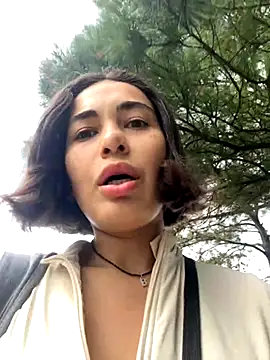 Snapshot of Taliliya chatting on October 27, 11:25 am Taliliya online show from October 27, 11:25 am