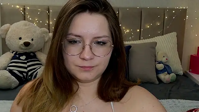Snapshot of Briarx chatting on May 5, 7:44 pm Briarx online show from May 5, 7:44 pm